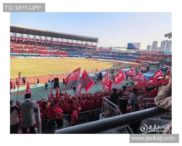 足球如同背背佳助力成长与坚持的力量在赛场上绽放光彩