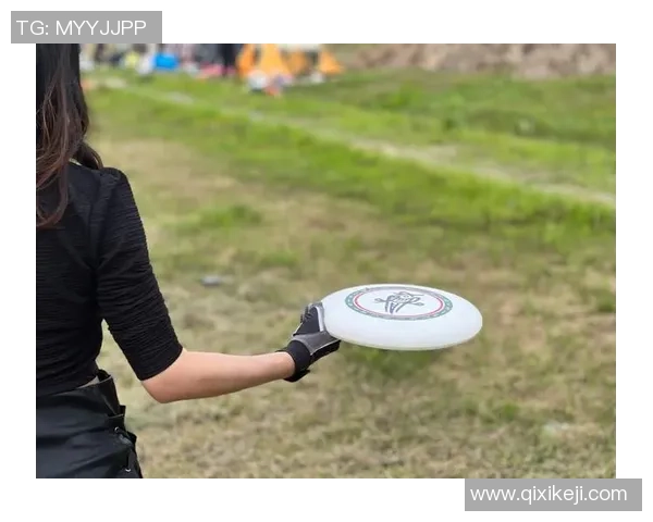 飞盘梦想与坚持：陈强分享他的飞盘生涯与成长故事